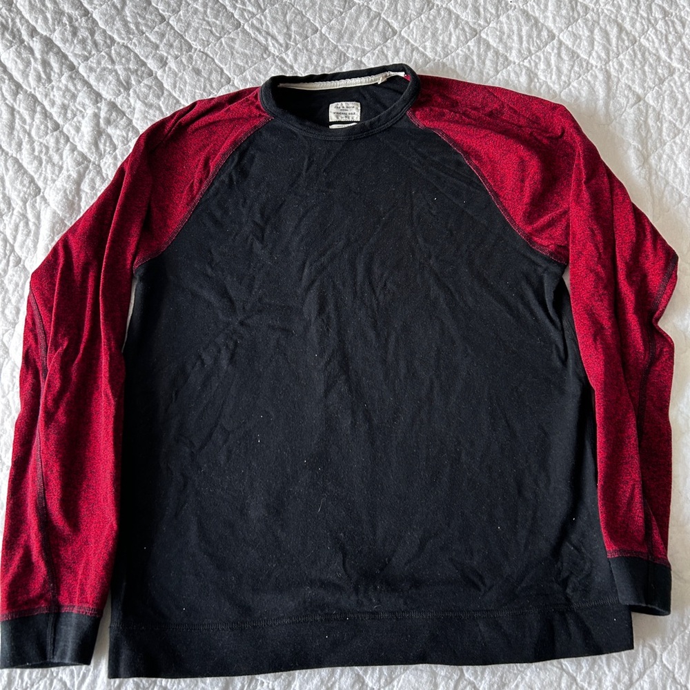 rag & bone Black Crewneck Sweatshirt with red sleeves